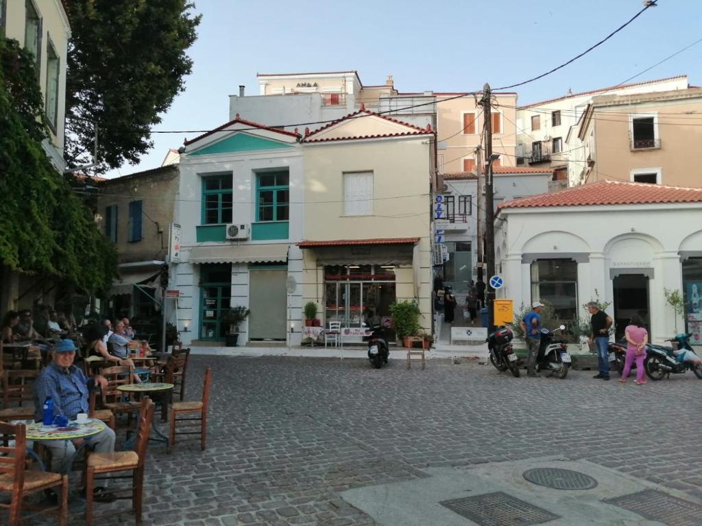 Plomari Geometer House Picture