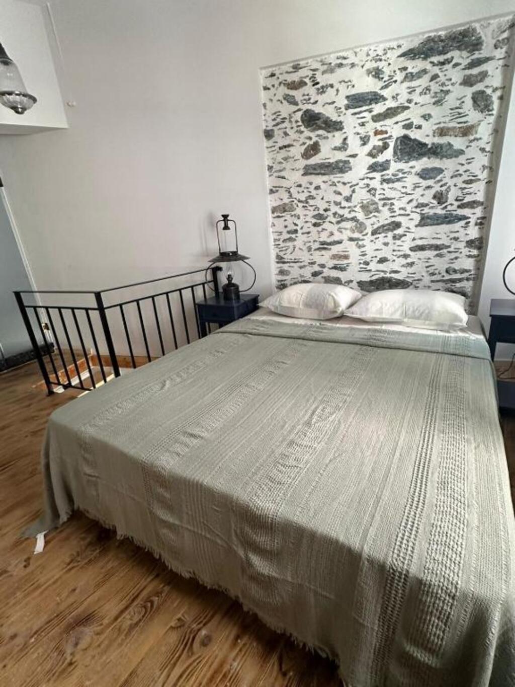 Plomari Geometer House Picture