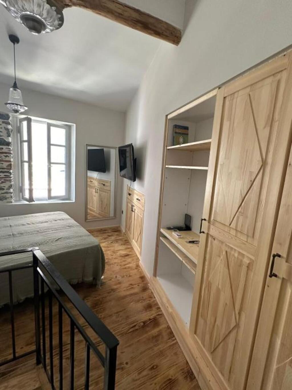 Plomari Geometer House Picture