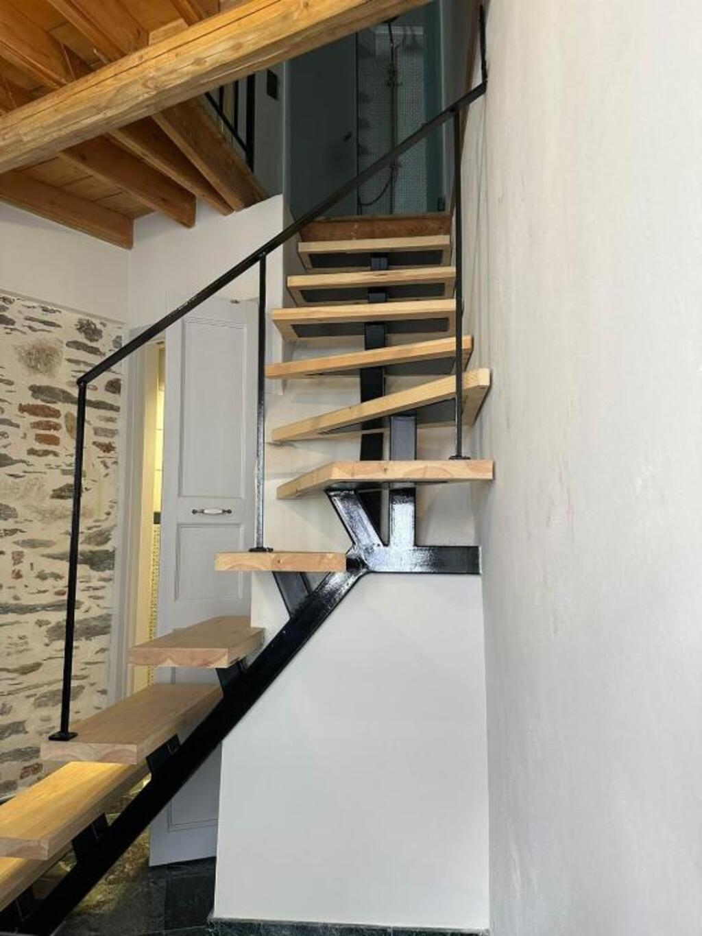 Plomari Geometer House Picture