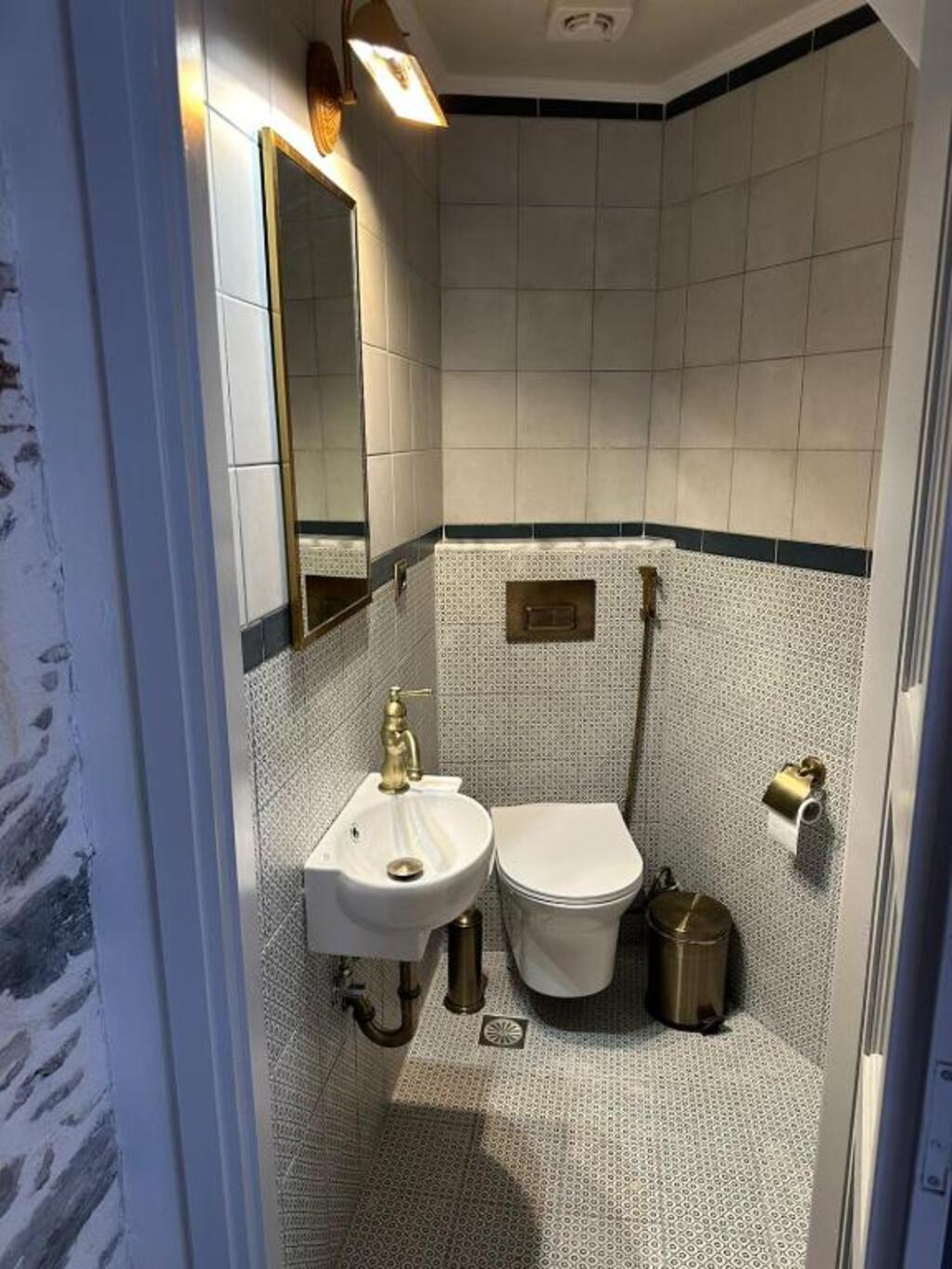 Plomari Geometer House Picture